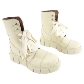 Alohas Ivory Can Can Lace Up Combat Boot - 37 / 7