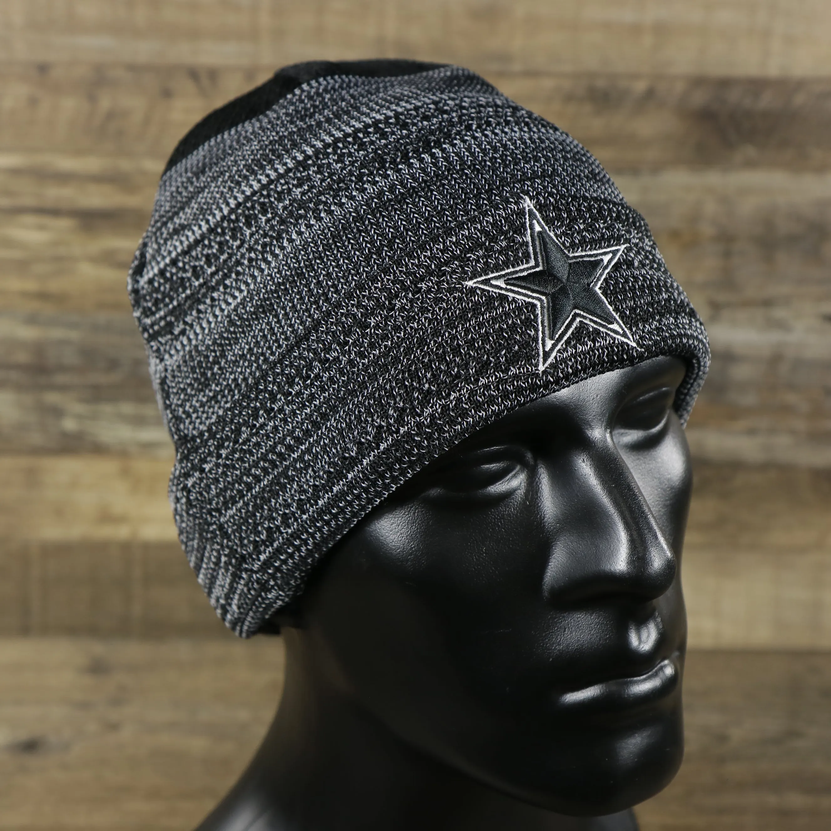 Dallas Cowboys On Field Sideline Winter Knit Sports Beanie | Gray Winter Beanie