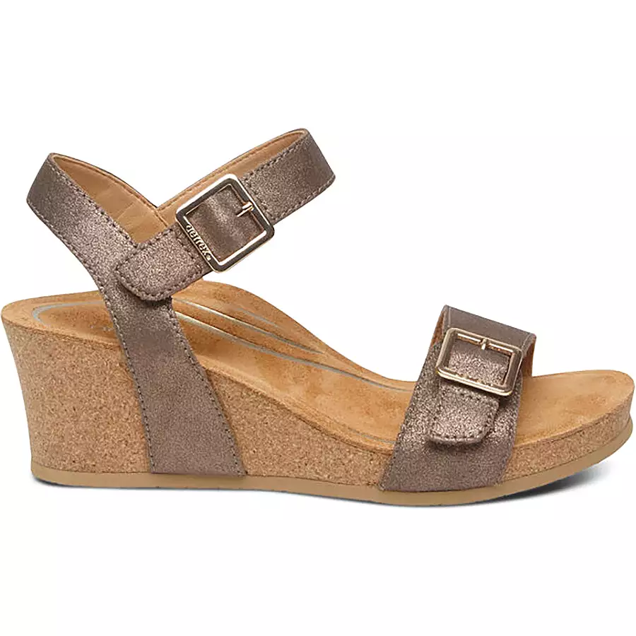 Lexa Wedge