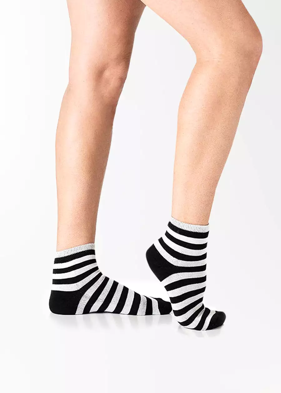 Women's organic bamboo ankle socks